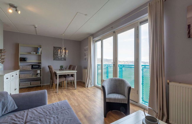 An Apartment That is Attractively Furnished - Foto 50