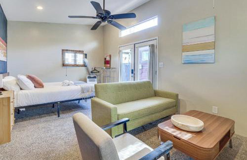 Deck and Home Office Walkable Albuquerque Home - Photo 12