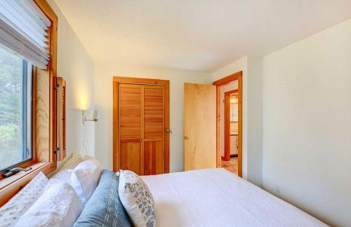 Serene Jonesport Escape Deck with Water Views! - Photo 18