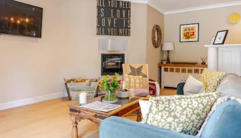 The Old Pool House, Stylish Large Studio in Private Country Estate with Air Con - Foto 3