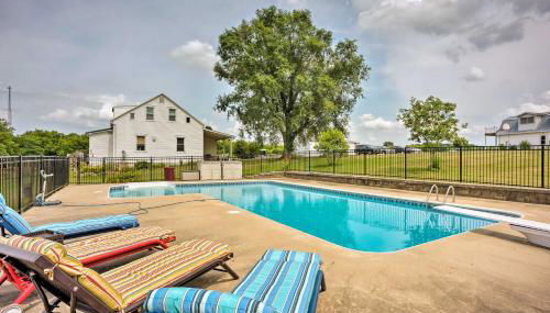 Cozy Missouri Retreat with Pool, Pond and Fire Pit! - Foto 1