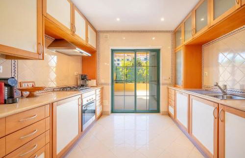 GuestReady - Near Carcavelos Beach - Photo 17
