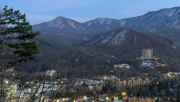 5 Star 3 bd 3ba Serenity Views w Pool Fireplace - Foto 4, Habitación