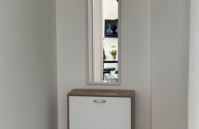 Stunning Lezhë Apartment With Sea View and Modern Amenities - Photo 17