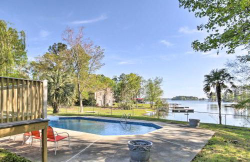 Lush Gilbert House with Outdoor Oasis on Lake Murray - Foto 30