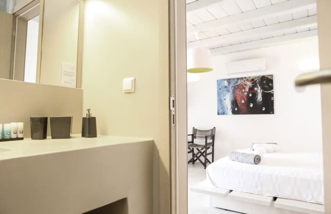 Casa di Mare: Luxury and Breathtaking Views in Mykonos - Photo 5