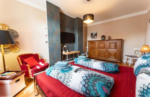 AAB Apartment 80qm mit 2 Schlafzimmern, Self-Check-in mit Wlan und gratis Parkplatz am Haus - Foto 3