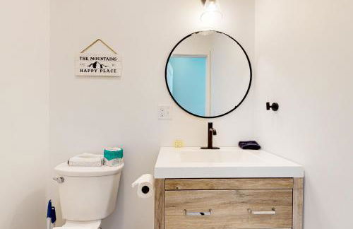 On Mountain Time - Photo 12