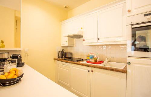 LE FOCH AP4244 By Riviera Holiday Homes - Foto 5