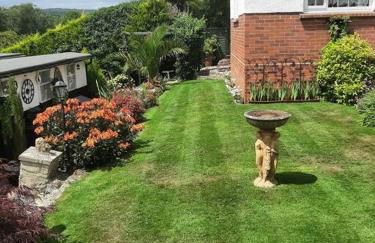 Private apartment, parking, sea and country views - Photo 11