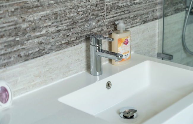 Madika Homes Luxe Apartment in Mill Hill - Foto 19