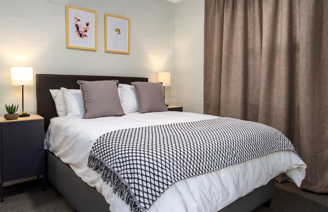 WINK Eaton Square - Photo 5