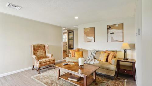 Connecticut Retreat Steps to Historic Downtown! - Foto 3