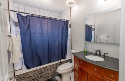 Large Family Home with Game Room - Foto 25