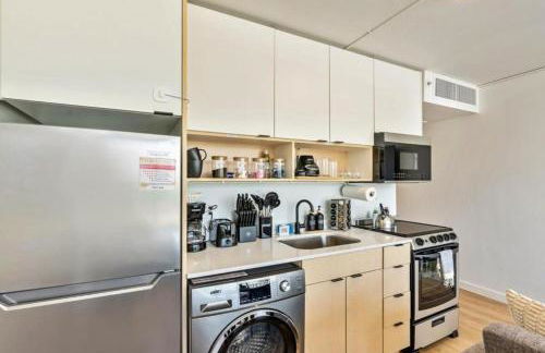 Cozy DT SLC Studio - 13th Floor Gym - Parking - Foto 5