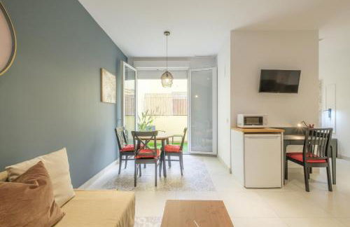 Chic & Comfortable Apartment, Private Terrace - Foto 9