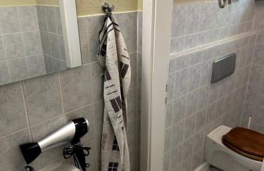 Large accommodation for up to 18 people near Halle Leipzig with Pool Table - Foto 26