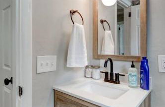 Renovated 2 BR home close to Lancaster attractions - Foto 12