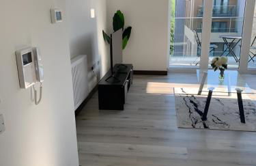 Raphvin Apex Abode - Two bedroom apartmentparking - Foto 8