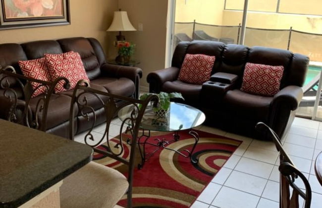 3 BR 2 Miles to Disney Pool Free Wifi and More - Foto 1