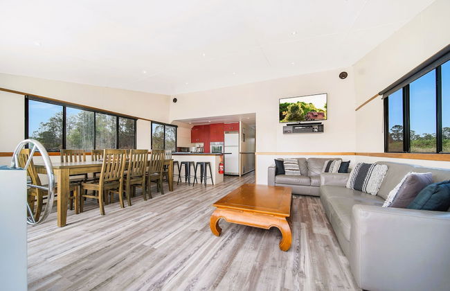 Coomera Houseboat Holidays - Foto 31