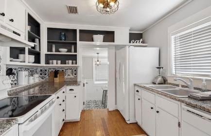 Laguna Shores by Sand Seeker Vacations - Photo 10