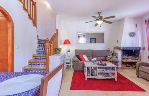 3 Bedroom Nice Home In Santa Pola - Photo 4