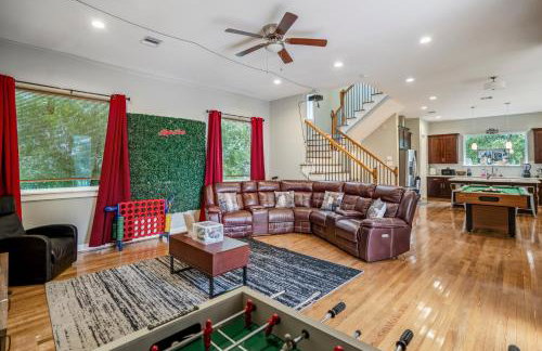 Spacious Luxe Stay , Near DT, MedCtr & NRG, New - Photo 1