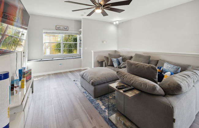 Amazing Disney Themed Oasis 3br Near Parks 3 Bedroom Townhouse by RedAwning - Foto 14