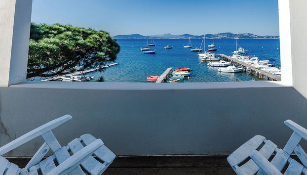 Villa Front de Mer Accès Plage Presqu'île de Giens-Sea and Mountain Pleasure - Foto 5, Habitación