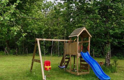 Les Perroutis - Foto 9