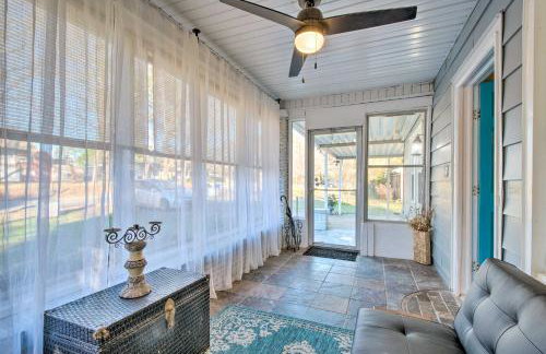 Modern Florence Getaway with Patio and Grill! - Foto 31