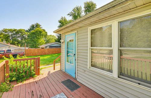 4 Mi to Lake Michigan Updated Benton Harbor Home! - Foto 22