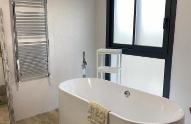 Villa Avril piscina privada y amplias terrazas - Photo 29