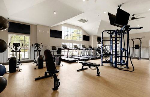 ATX Retreat Close to UT, DT & Lady Bird Lake - Photo 14