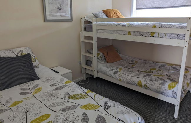 2 Bed Chalet - Sleeps 5 - Free Parking - Tv - Foto 2