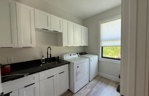 Naples Getaway by Beaches & Pickleball Courts - Photo 32