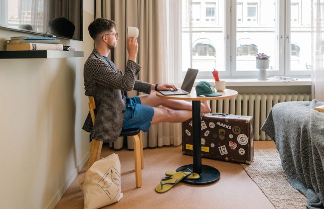 Bob W Kluuvi - Foto 5