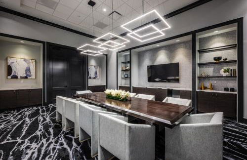 Sophisticated Condo for a Relaxing Stay at The National Golf and CC - Photo 4