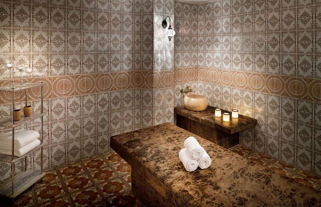 The Apartments - Photo 22