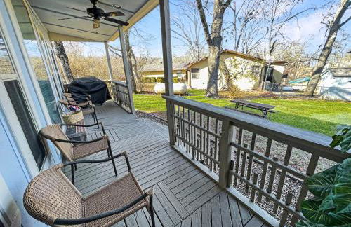 Lake View Twin Homes, Spacious Decks & Kitchens - Foto 15