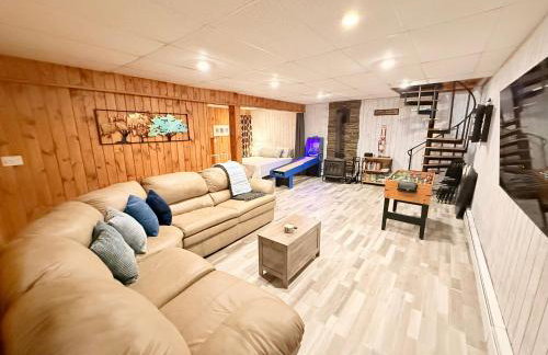 Bethel Escape Hot Tub 4 beds Game Room and Fire pit Fully Stocked Kitchen - Foto 24