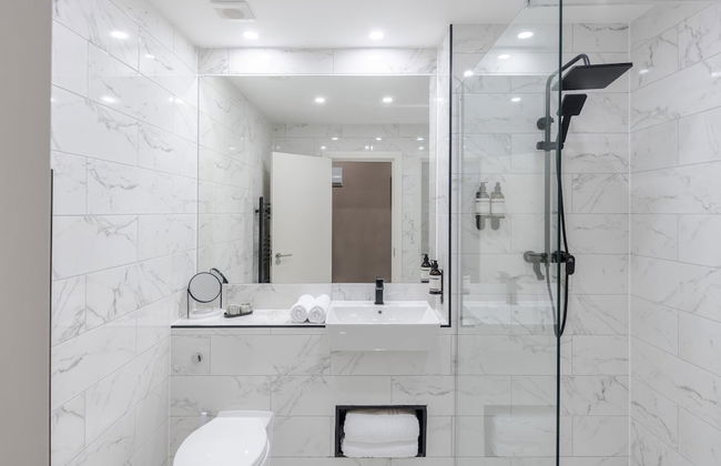 Your Apartment Shepherd's Bush - Photo 54