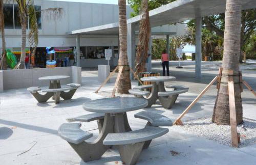 Close to Siesta Key, Shopping, Restaurants & More! - Foto 25