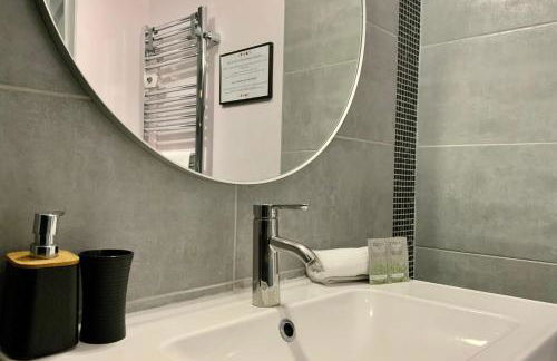 L' Antigone - Air conditioning Wifi and Parking! - Foto 25