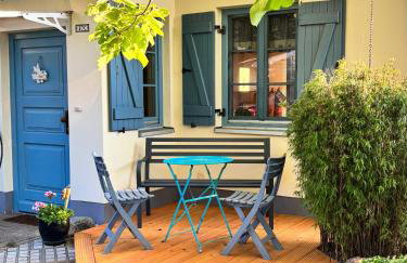 Frisch Saniert Ferienhaus Achterland - Strand, Sauna, Kamin, WLAN und ein großer Garten - Foto 1