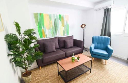 Apartamento con terraza en el centro histórico de Capuchinos - Photo 9