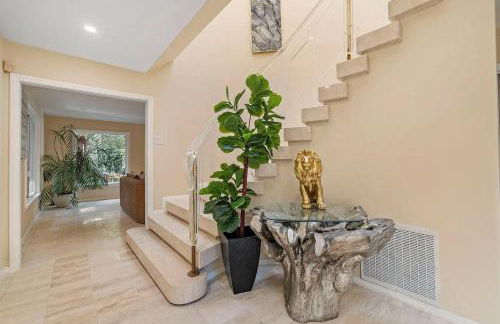 The Sinatra House- Fully Furnished! - Foto 15