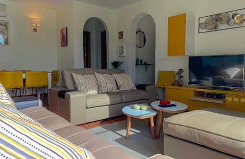 Villa Flamenca, comoda con piscina privada, barbacoa by AndaraHolidays - Foto 24