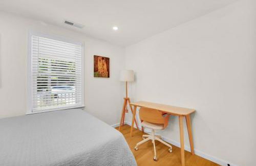 Upscale Arlington Retreat - Private Casita - Arcade - Foto 64